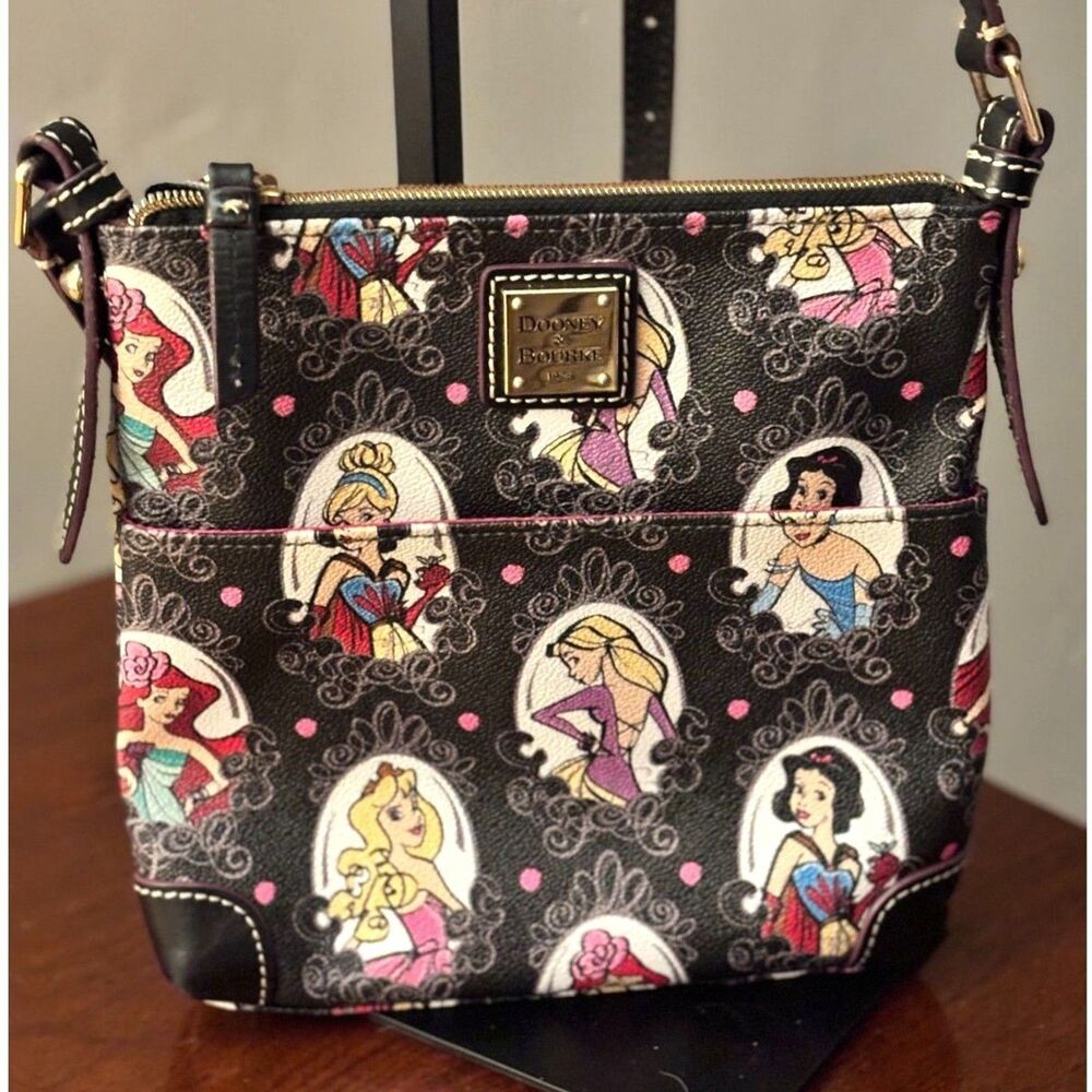 Dooney & Bourke Disney Princess Runway Collection Crossbody Bag 21095G S173 - Picture 1 of 12